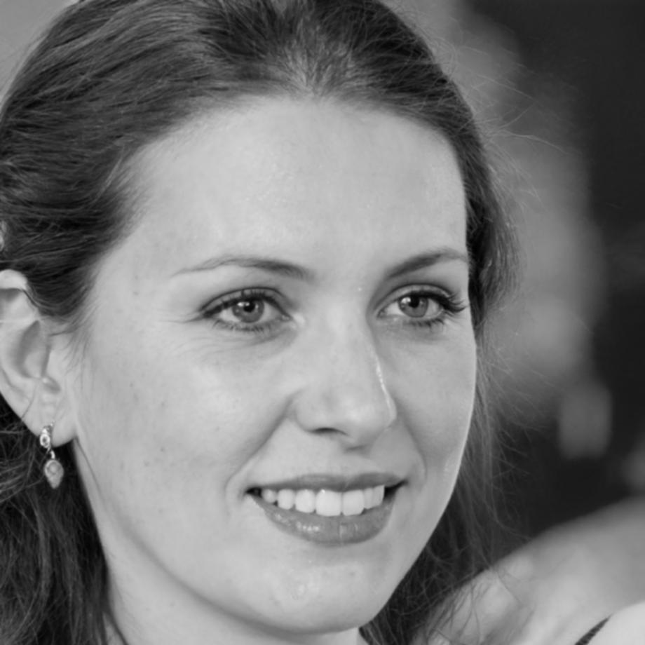 Sarah Mueller - Persönliche Finanzberaterin